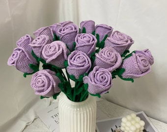 Rosa de crochet, ramo de flores de crochet, flores de rosa moradas tejidas a mano, regalo de San Valentín, decoración del hogar, regalo para ella, amante