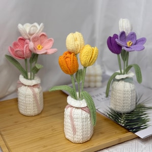 Crochet Tulips in Vase – Handmade Yarn Flower Bouquet, Amigurumi Tulip Gift, Home Decor, Mother’s Day Gift, Desk Decor
