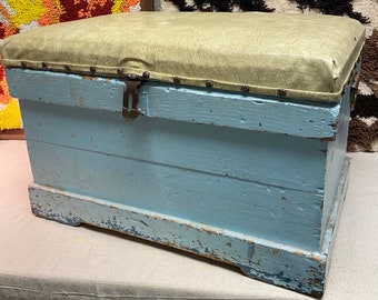 Vintage Painted Wooden Lidded Trunk with Vinyl