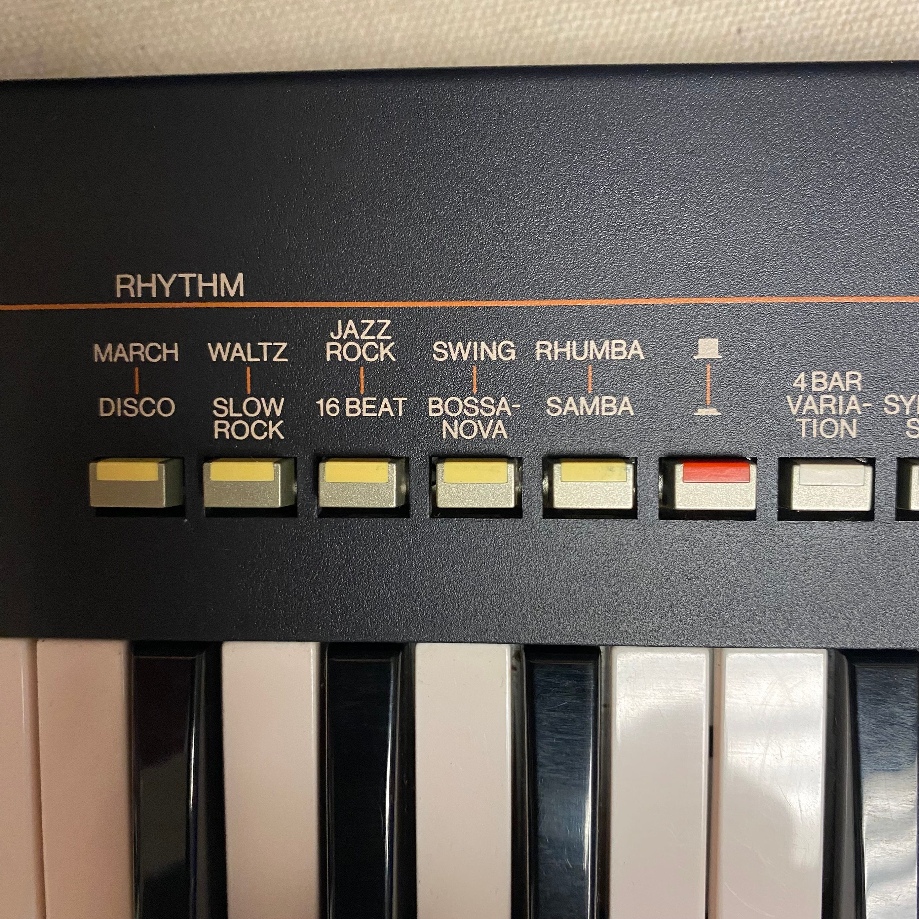 yamaha portasound ps-400 専用ハードケース付き yamaha portasound ps-400 専用ハードケース付き Vintage Yamaha