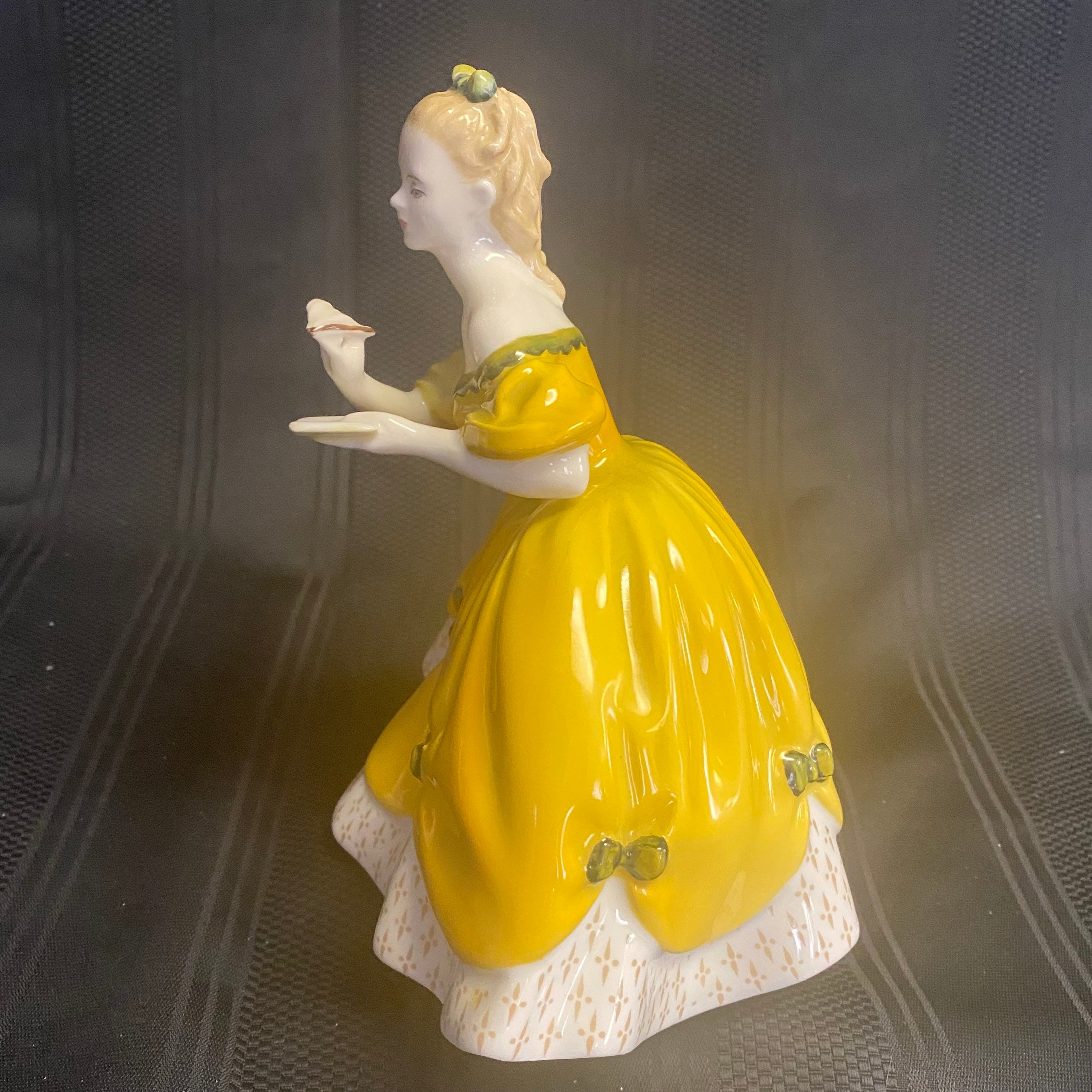 Vintage Royal Doulton England Porcelain “the Last Waltz” - Etsy