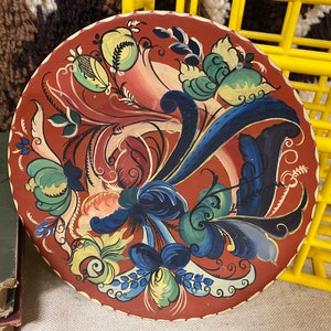 Vintage Rosemaling Norwegian Style 8&quot; Reddish Brown Wood Plate