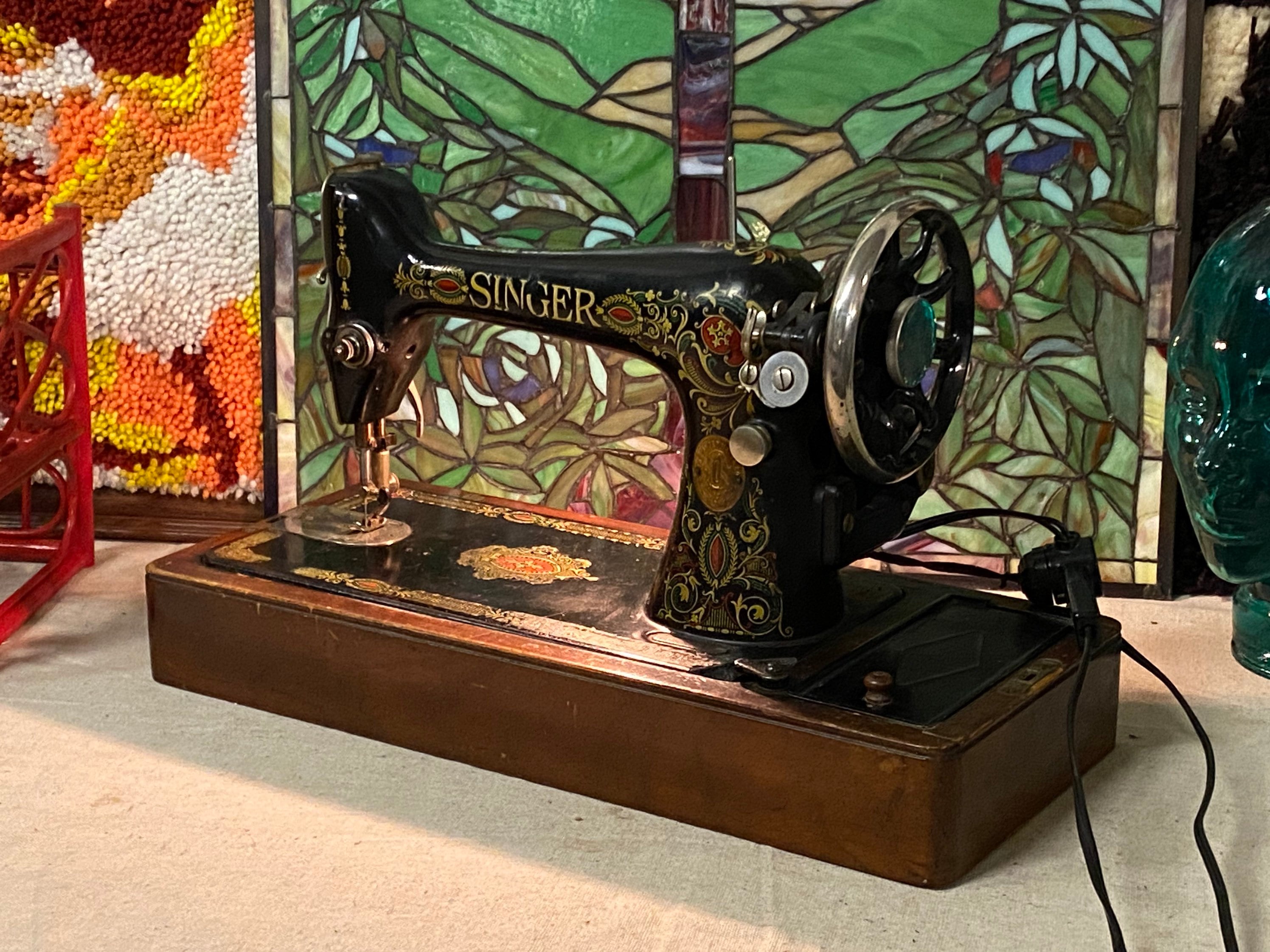 40+ Antique Singer Portable Sewing Machine - SheraziaFaydi
