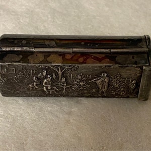 Lipstick - Silver S&R Silver Mirrored Compact