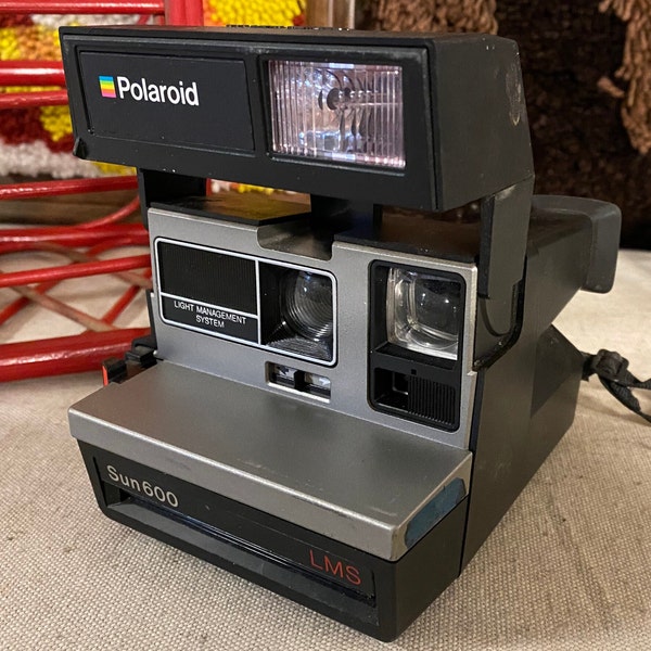 Vintage Polaroid Sun 600 Camera