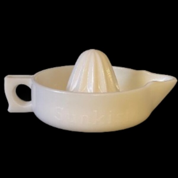 Vintage Milk Glass Sunkist Citrus Juicer Reamer