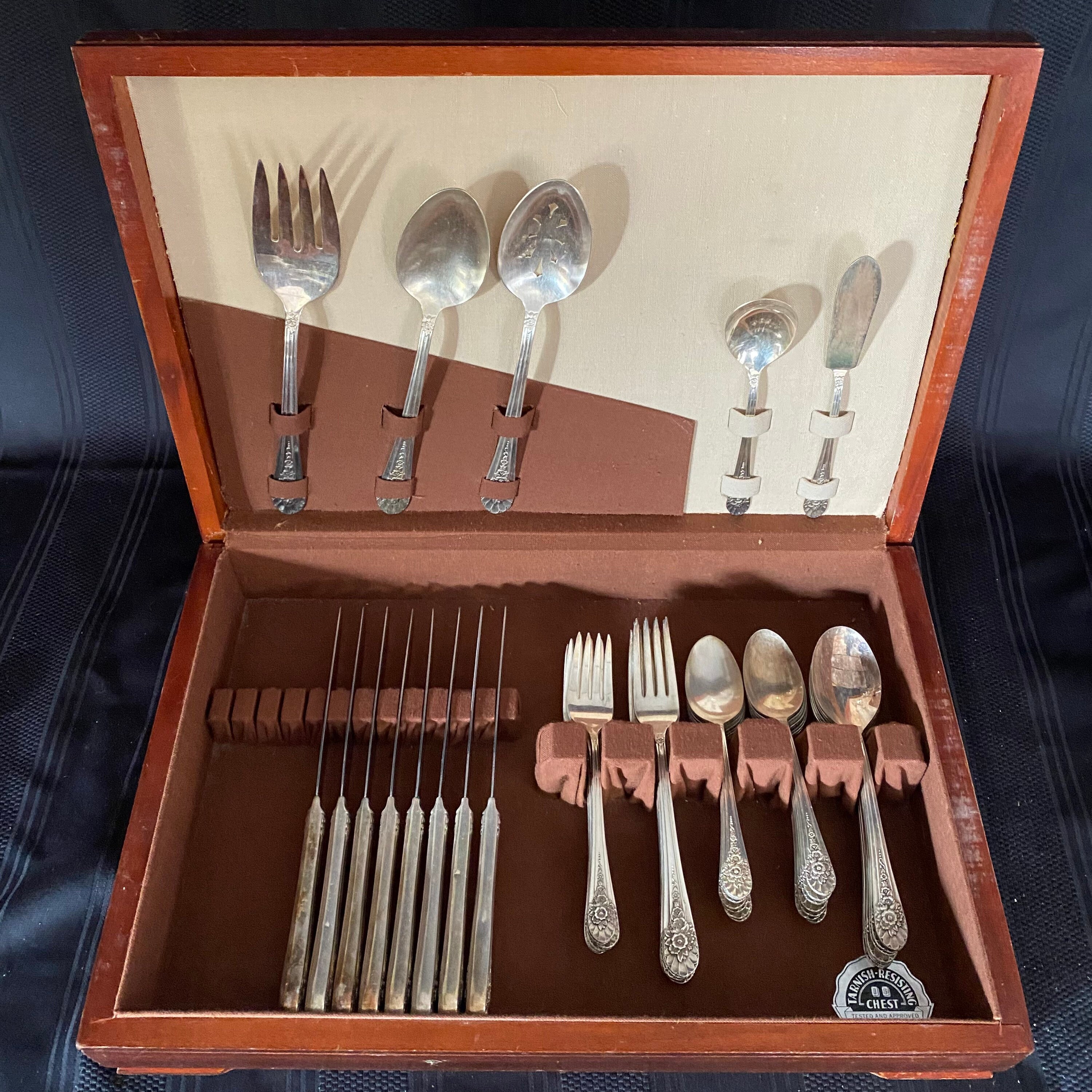 Wm rogers jubilee silverware sale