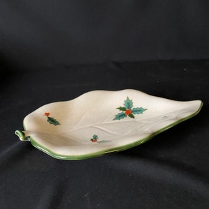 Vintage Mikassa Festival Season Christmas Holiday 10” Leaf Server dish