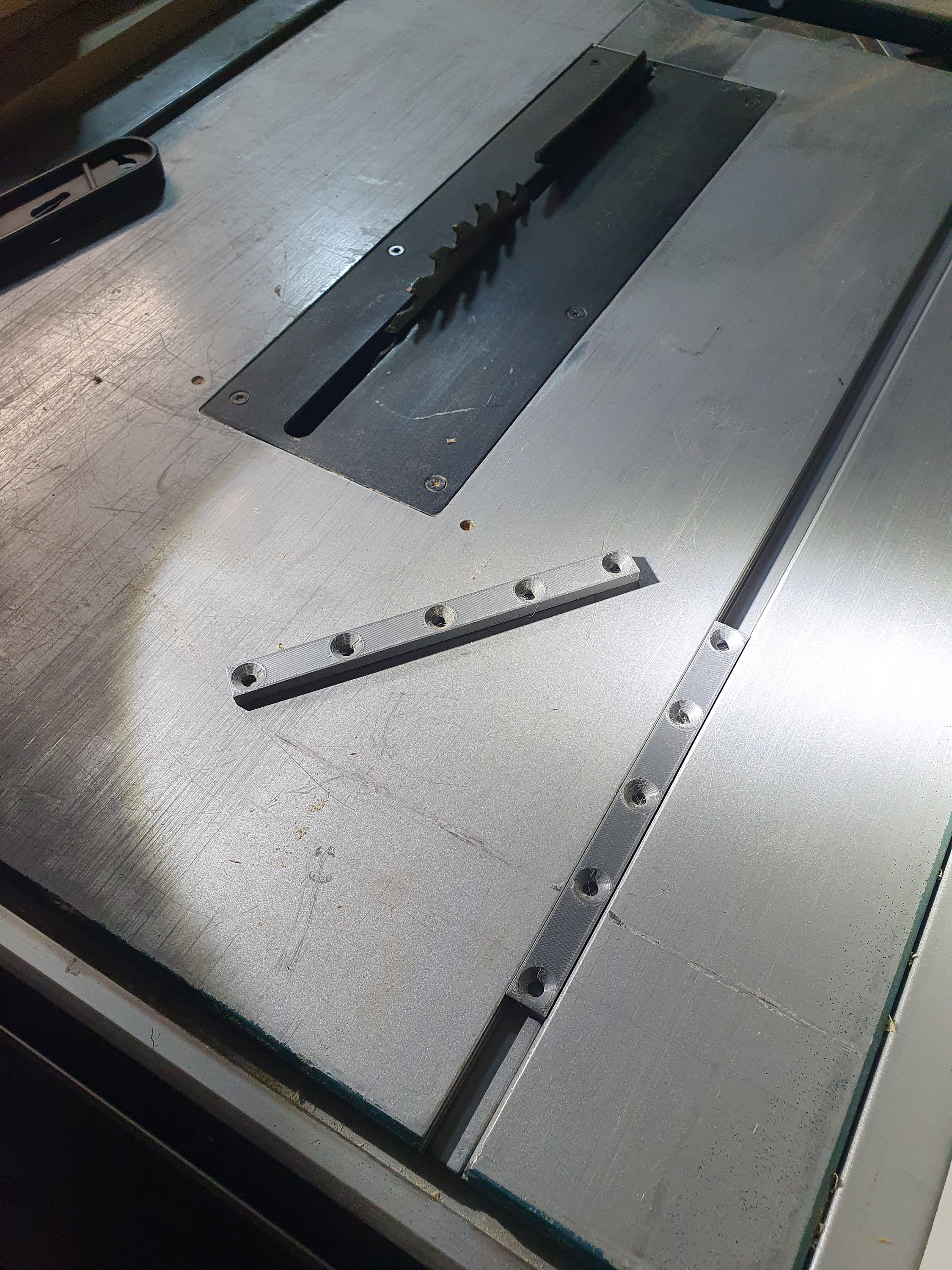 Makita MLT100 Table Saw Mitre Slot Runners for Cross Cut Sled & Jigs 4x