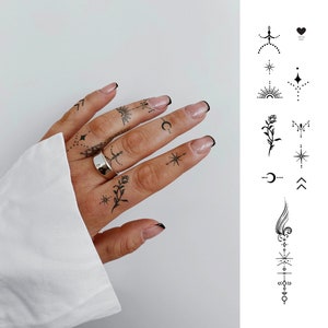 Semi-Permanent Tattoo | Tiny Finger Tattoos x 8 Set | Lasts up to 2 weeks | Hailey Bieber style | Gift Idea | Jagua henna | Temporary Tattoo