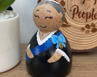 Queen Victoria, historical figures, UKCA tested, royal peg dolls, gift for royalist, british royalty, little people big dreams