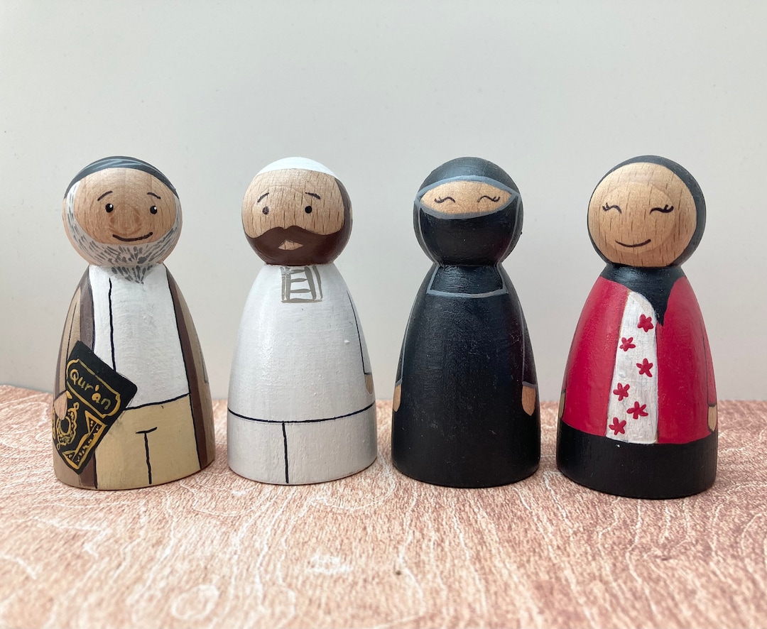 Muslim Peg Doll Family, Multicultural Dolls, Islamic Toys, World