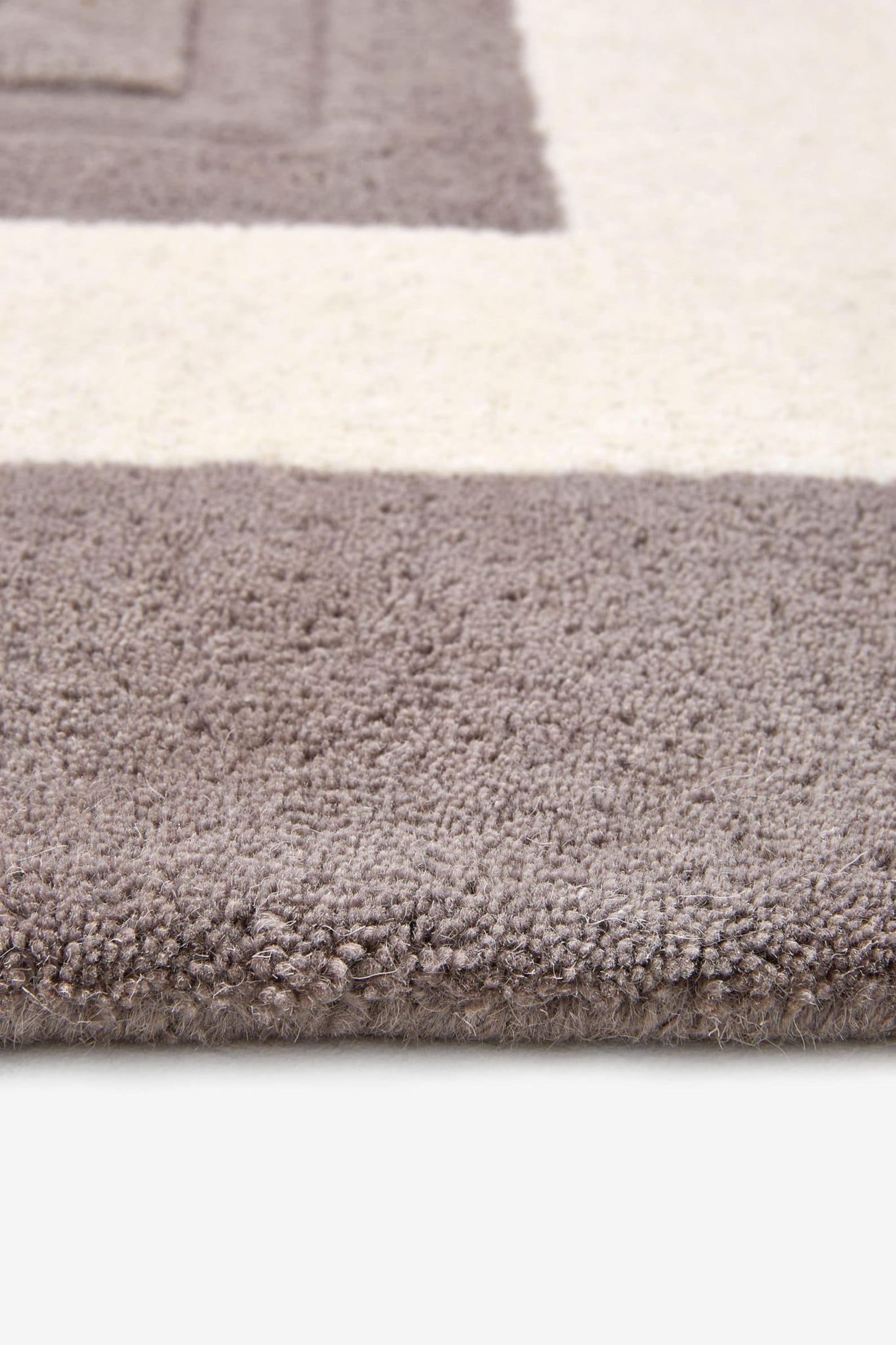 Laura Ashley. Lewes Rugs Etsy UK