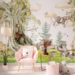 Papier Peint Animaux de Forêt – Fresque Enchantée pour Chambre Bébé – Déco Murale Cabane Arbre