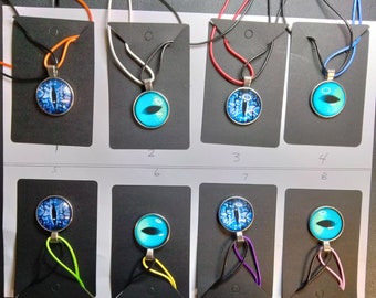 Drachenauge Anhänger Halskette: Handbemaltes Resin, mystischer Schmuck