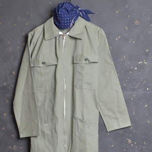 VINTAGE French Workwear Jumpsuit M Men France Work Overalls Suit Slouchy Chore Pant Full Zip Boilersuit Coverall Dungarees Pale Green Hobo