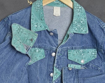 Vintage French Denim Jacket S Women Patched Jean Work Coat Bandana Embellished Tapestry Rider Hippie Cowboy Outwear Chore France Workwear