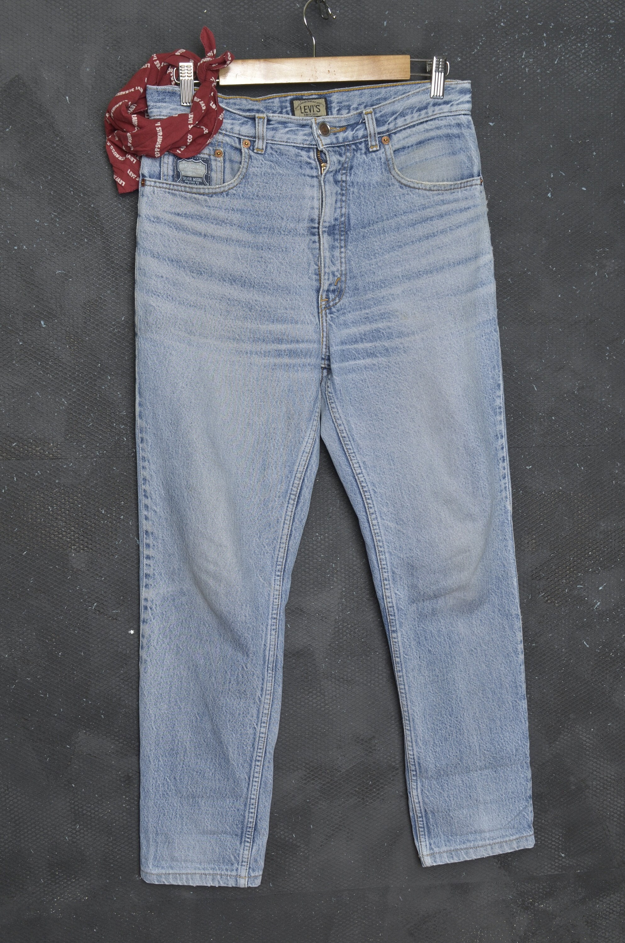 Levis 737 hotsell