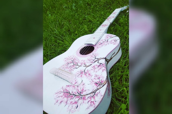 Chitarra classica con pittura sakura un esempio di chitarra - Etsy Italia