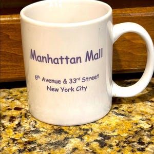 Manhattan Mall Mug Vintage 1993 EUC collectible memories of NYC 6th Ave & 33rd