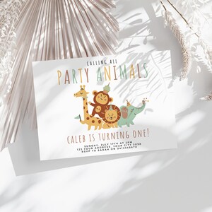 Oproep aan alle feestbeesten verjaardagsuitnodiging, bewerkbare Wild One Zoo Safari dieren uitnodigen sjabloon, DIY Canva Instant Download, #CAPA