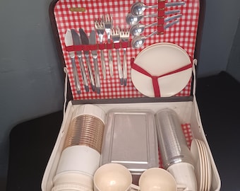 Gran estuche de picnic vintage Lotu Thum para 4 personas con contenido.