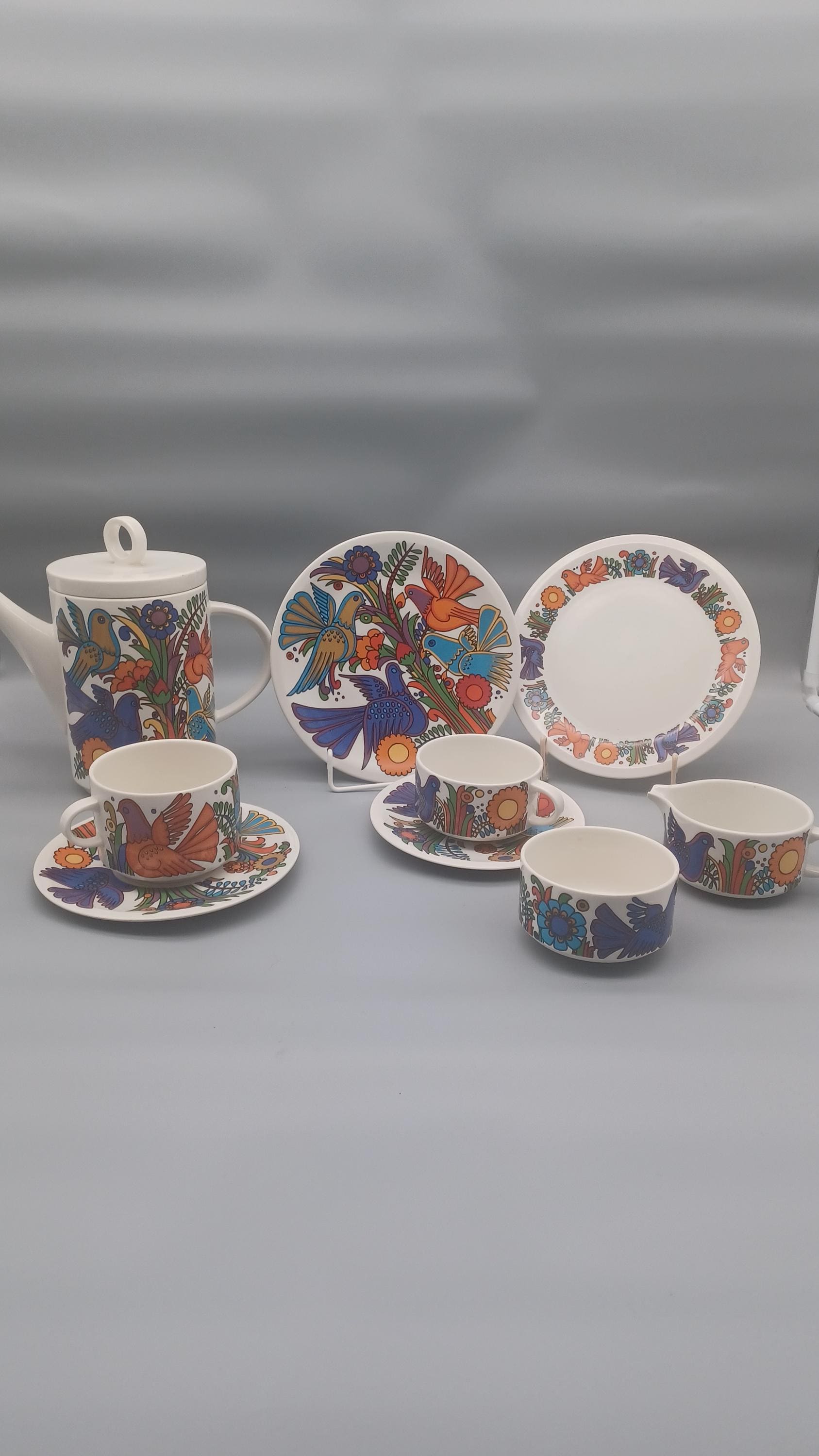 Ergänzungsteile Villeroy & Boch Acapulco , Tassen, Kaffeekanne, Teller, Milchkännchen.