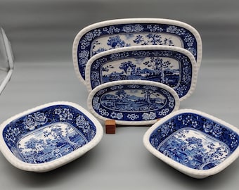 Complementary pieces from the Villeroy & Boch Rusticana old series, serving trays and bowls, troughs