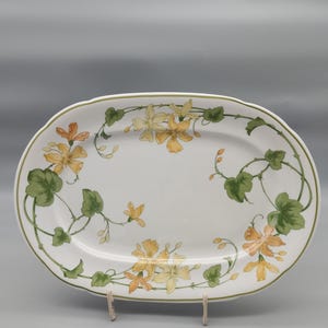 Vintage serveerschaal Villeroy & Boch Geranium 33 x 23 cm.