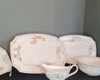 Complementary items Villeroy & Boch Clarissa dinner plate, serving plate, sauce boat, bowl
