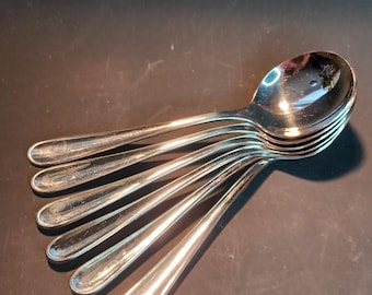 Set of 6 elegant WMF Cromargan soup spoons, dinner spoons.