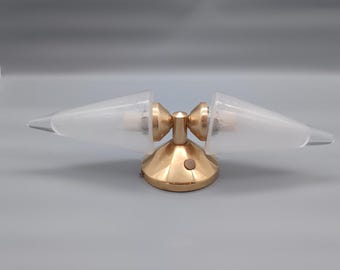 Rare vintage Honsel ice glass wall lamp with conical lampshades. Ty 39062.