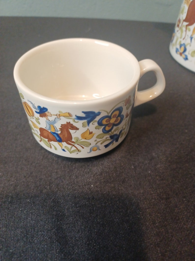 Villeroy & Boch Troubadour Ergänzungsteile. Tassen, Kaffeekanne, Krug 3. kleine Tasse