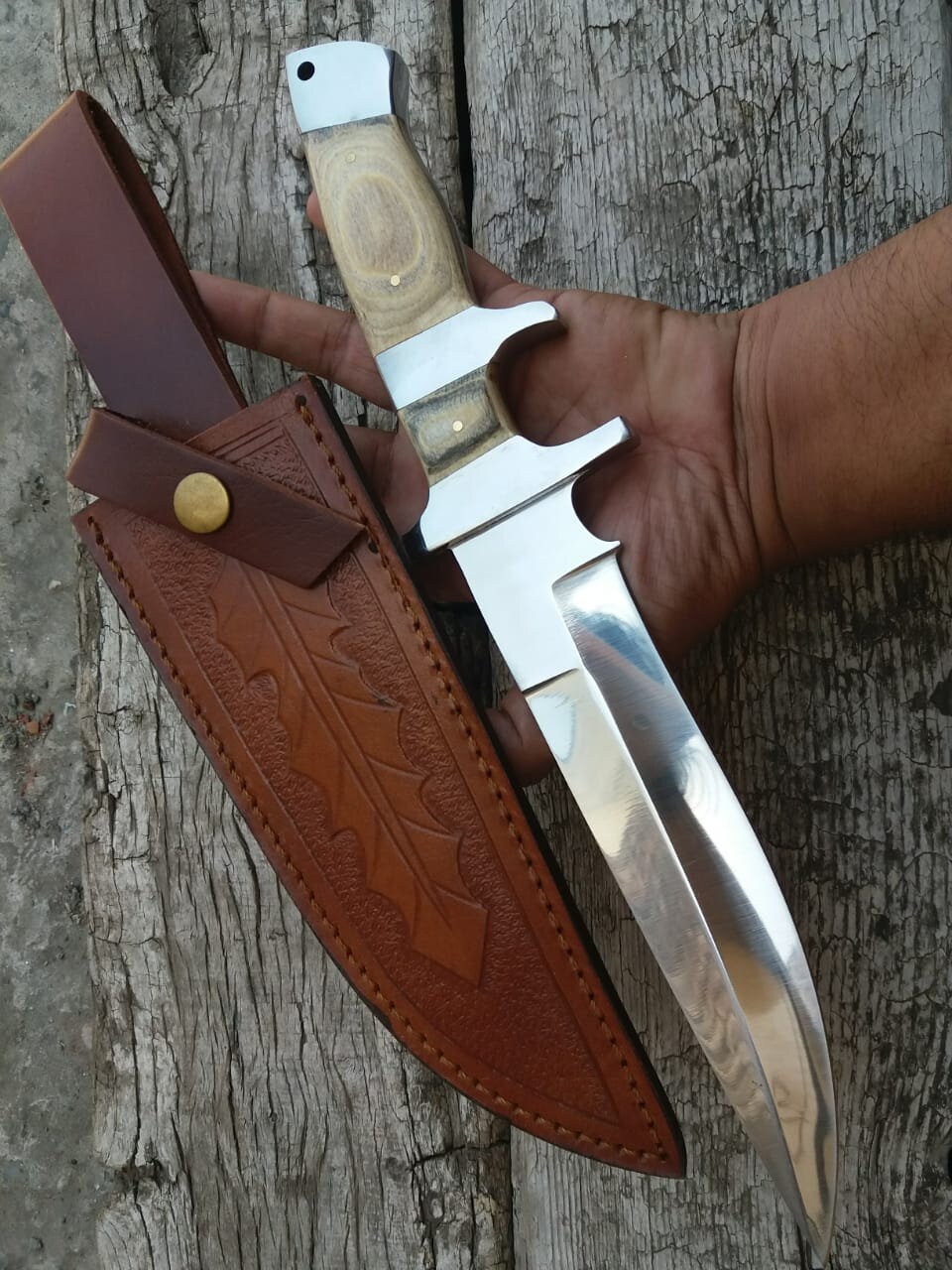 Couteau Bowie Pleine Pince - Acier D2 - Fait Main - Avec Fourreau Cuir - Fabriqué Pakistan