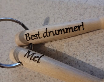 Drum stick sleutelhanger voor drummer. Sleutelhanger met je naam!