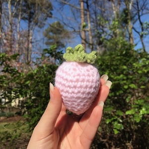 Crochet Stuffed Strawberry Amigurumi
