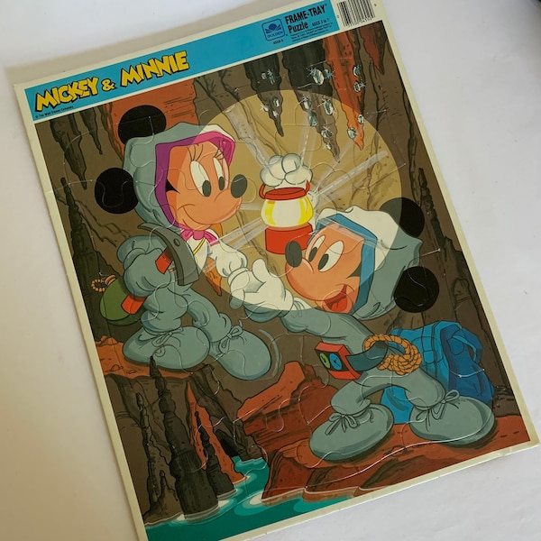 MICKEY Mouse y MINNIE Mouse Cave Mine Jewels Adventure Vintage Frame Tray Puzzle de Golden USA Walt Disney Company Rompecabezas de 20 piezas