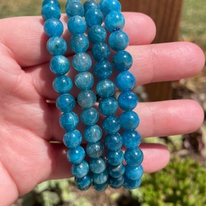 Apatite bracelet’s