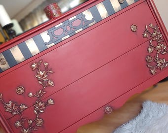 Gorgeous Vintage Dresser Hutch
