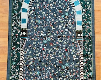 Luxury Jacquard Prayer Rug: Embossed Floral Sejadah, Islamic Gift