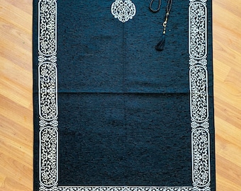 Kaaba Design Prayer Rug: Black Chenille Sejadah with Tasbeeh
