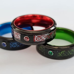 Black Celtic Dragon 8mm Mens and Women Tungsten Ring with Blue Red Green Carbon Fibre Pattern & Cubic Zirconia