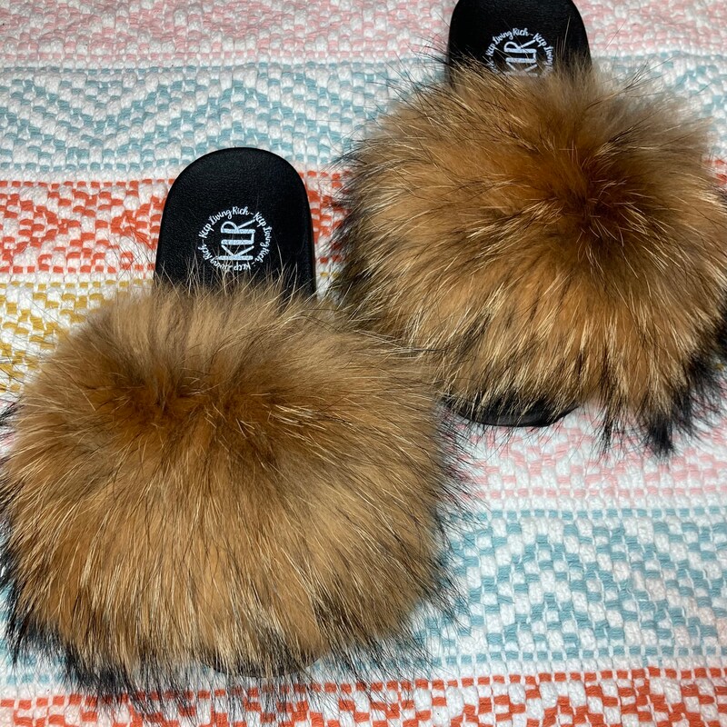real racoon fur slides