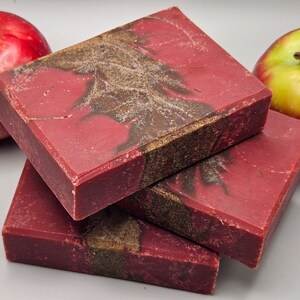 Premium Apple Cranberry Marmalade Artisan Soap / Handcrafted Natural Soap / Handmade Soap / Cold Process / Vegan Soap / Christmas Soap