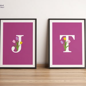 OBTENER TODAS LAS LETRAS / Conjunto de monogramas florales con tulipanes / Arte de pared del alfabeto para decoración de guardería y personalización del hogar / Personalizar fácilmente en Canva