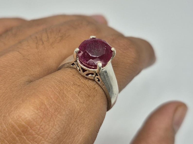 Handmade Ruby Ring, Ruby gemstone Ring, Women's ring, gemstone ring, silver ring, ruby, silver ring, jewellery gift, men's ring, handmade jewellery, boho ring, adjustble ring, promise ring, statement ring, everyday silver ring, unique ring, simple ring, simple ruby ring, partywear ring, gifts for friend, 925 sterling silver ring, 925 ring, gifts for her, mother's day gift, ruby jewellery, faceted ruby, oval ruby, polished ruby ring, ruby cut ring ,silver ring , gemstone ring handmade silver ring