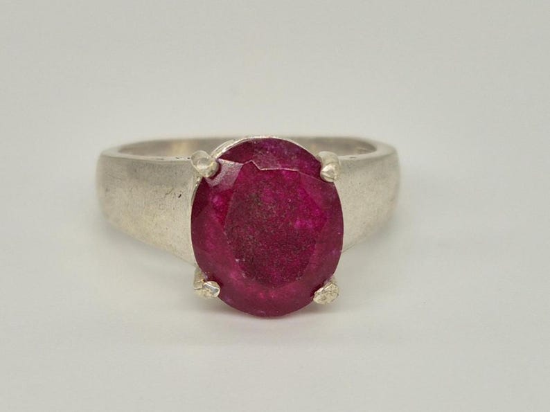 Handmade Ruby Ring, Ruby gemstone Ring, Women's ring, gemstone ring, silver ring, ruby, silver ring, jewellery gift, men's ring, handmade jewellery, boho ring, adjustble ring, promise ring, statement ring, everyday silver ring, unique ring, simple ring, simple ruby ring, partywear ring, gifts for friend, 925 sterling silver ring, 925 ring, gifts for her, mother's day gift, ruby jewellery, faceted ruby, oval ruby, polished ruby ring, ruby cut ring ,silver ring , gemstone ring handmade silver ring