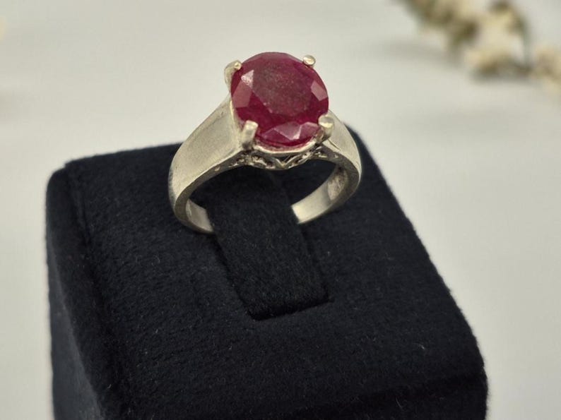 Handmade Ruby Ring, Ruby gemstone Ring, Women's ring, gemstone ring, silver ring, ruby, silver ring, jewellery gift, men's ring, handmade jewellery, boho ring, adjustble ring, promise ring, statement ring, everyday silver ring, unique ring, simple ring, simple ruby ring, partywear ring, gifts for friend, 925 sterling silver ring, 925 ring, gifts for her, mother's day gift, ruby jewellery, faceted ruby, oval ruby, polished ruby ring, ruby cut ring ,silver ring , gemstone ring handmade silver ring