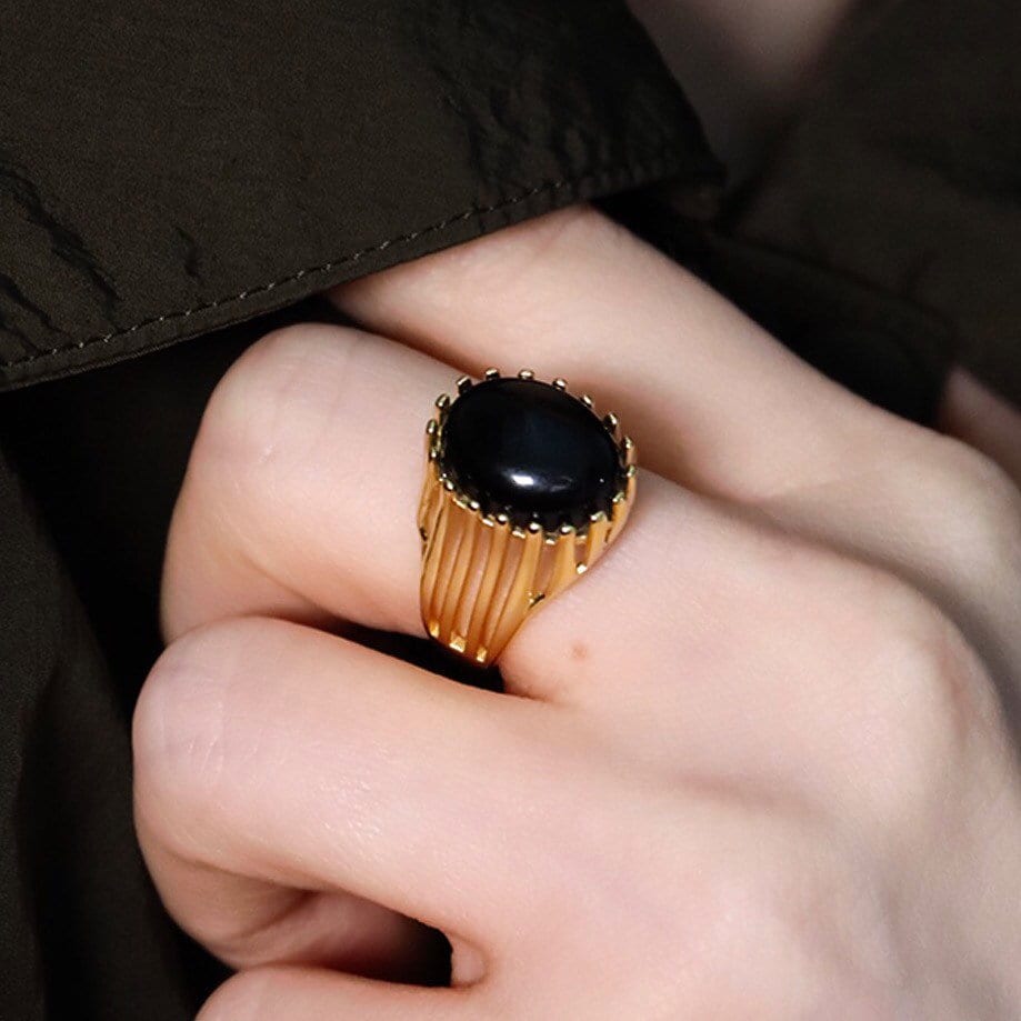 MEALGUET Black Onyx Stone Rings for Men : Men's Stainless Steel Vintage  Retro Natural Oval Genuine Onyx Ring Agate Ring for Him,Signet Ring, Men's  Jewelry Protection Gift,Size 7|Amazon.com
