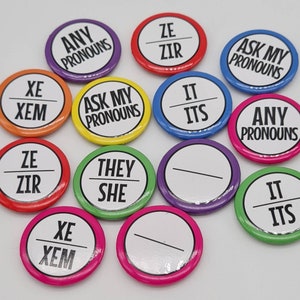 Bulk pack of pronoun pins 1 inch/25mm your choice of pronouns image 3